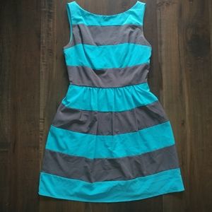 4/$15 B. Darlin Striped Dress 9/10